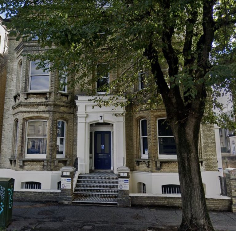 Rix and Kay Hove 768x750